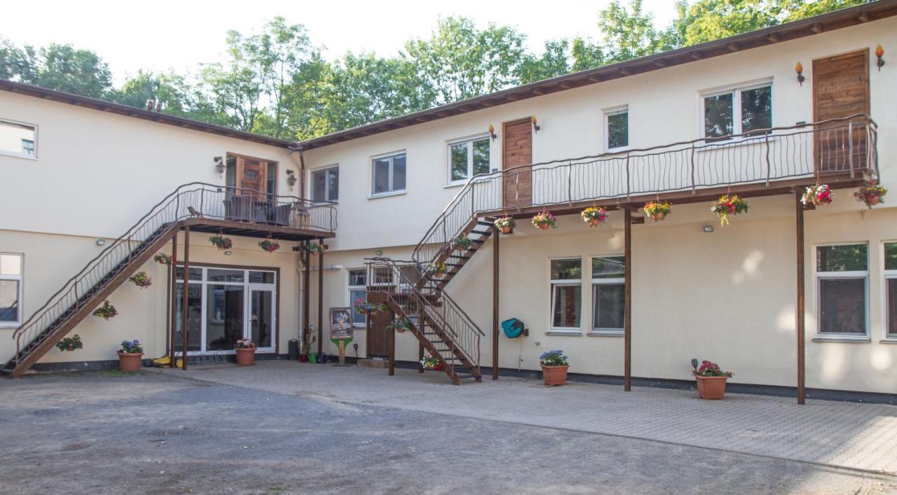 Apartment Black Der Sportschule Badura 莱比锡 外观 照片